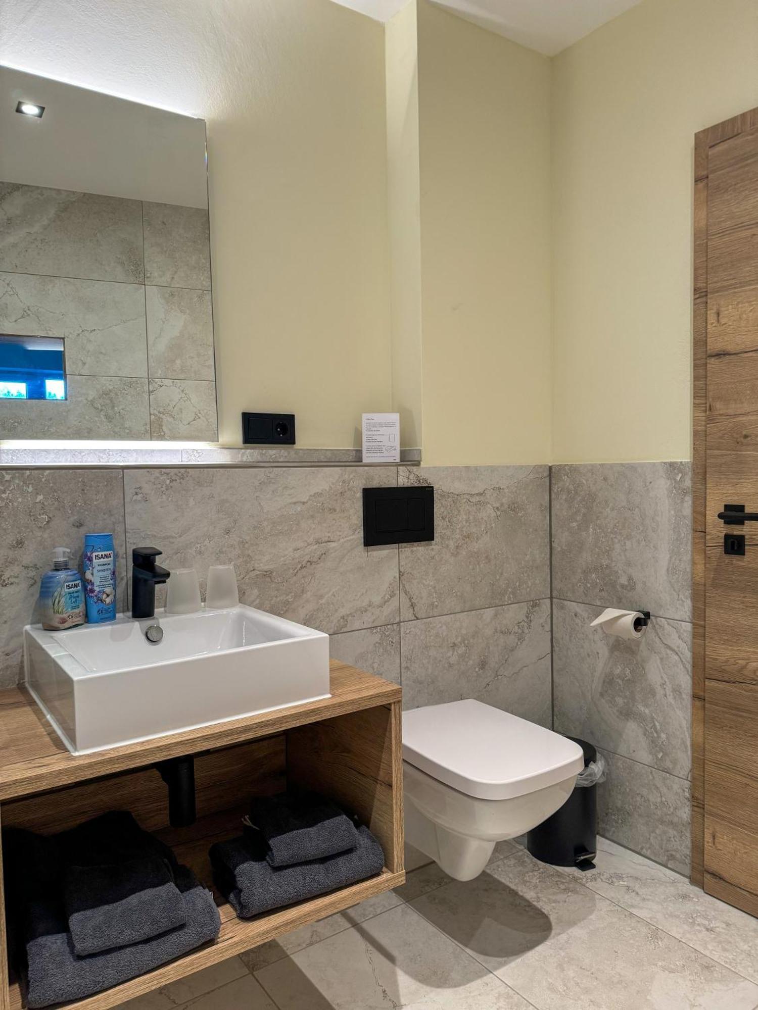 הארן Veenland Hotel מראה חיצוני תמונה
