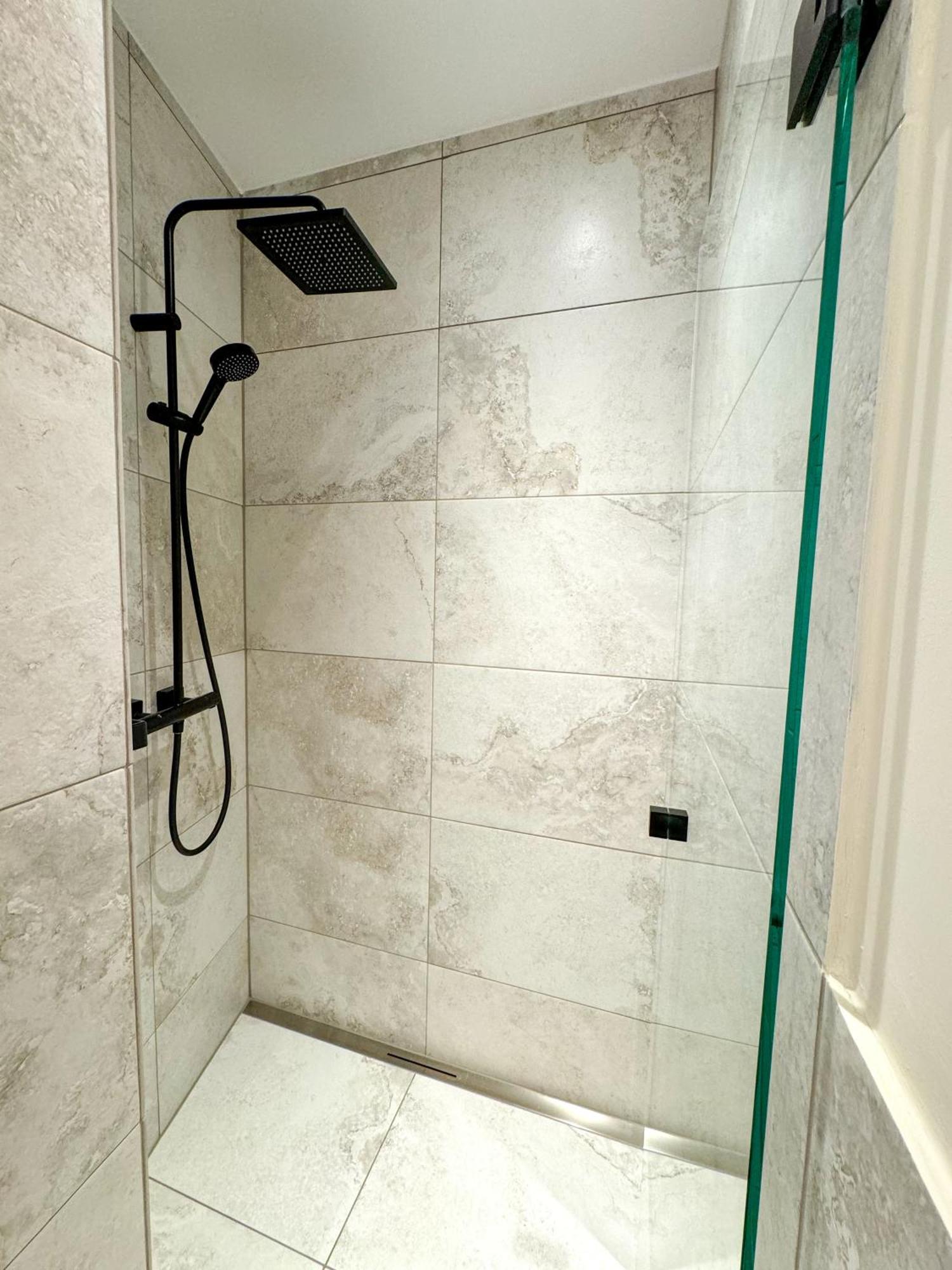 הארן Veenland Hotel מראה חיצוני תמונה