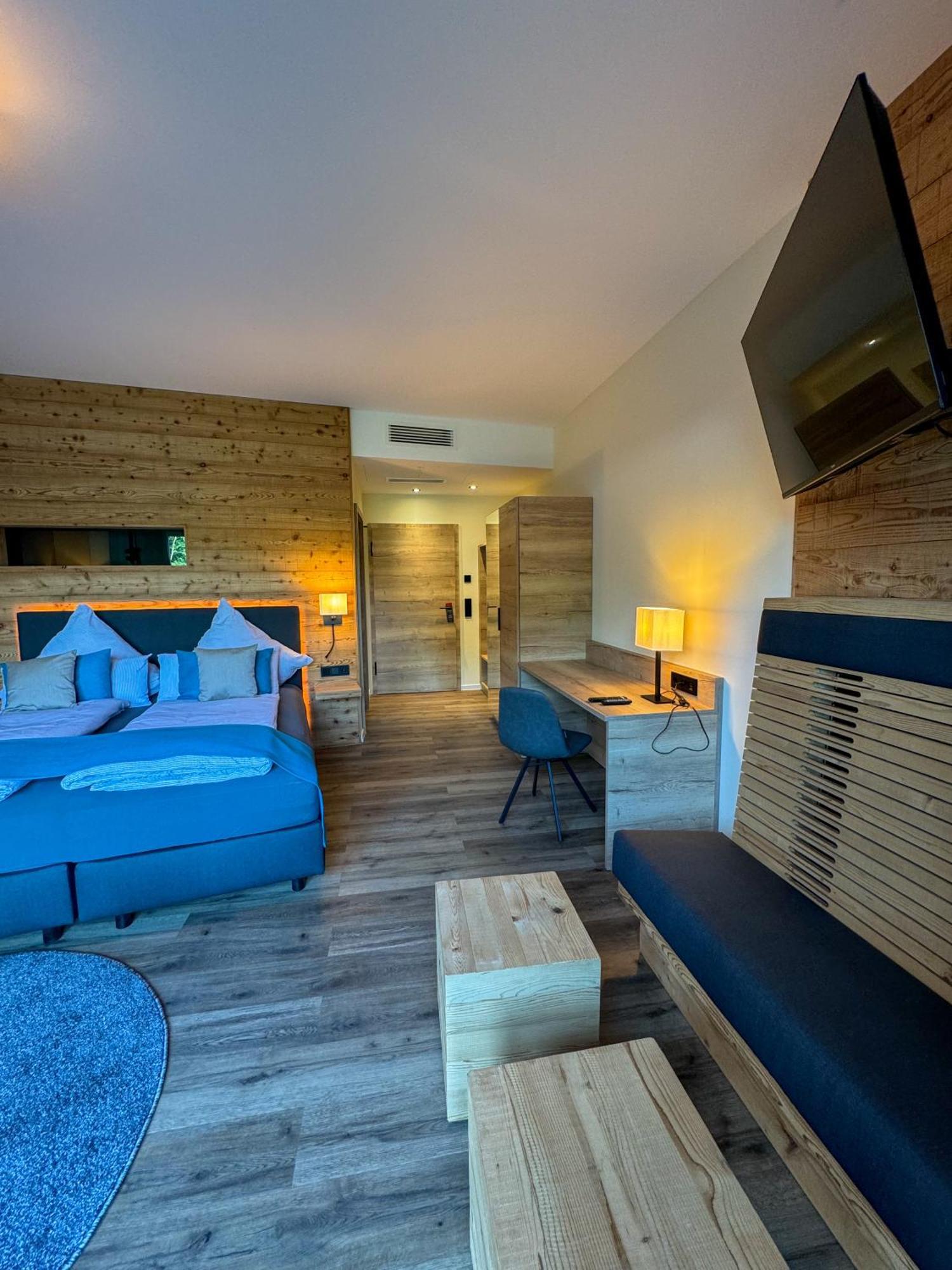 הארן Veenland Hotel מראה חיצוני תמונה
